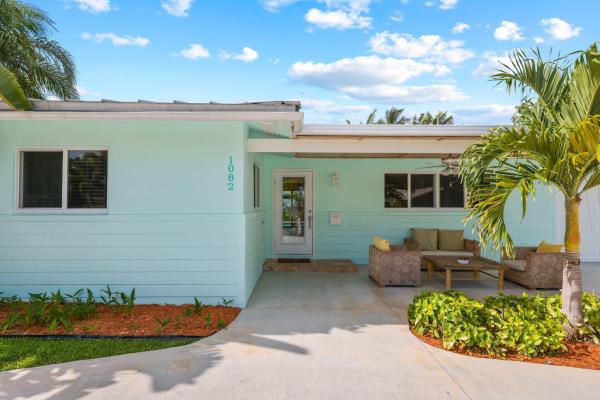 Boca Raton Square, 1082 SW 3rd St, Boca Raton, Florida 33486, image 2