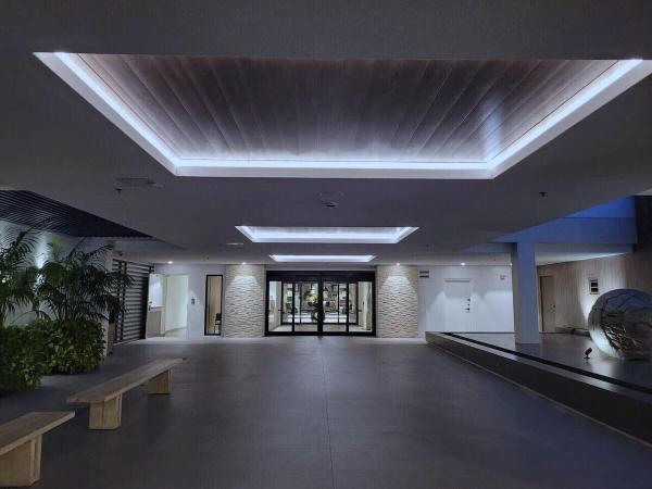Roney Palace, 2301 Collins Ave #336, Miami Beach, Florida 33139, image 2