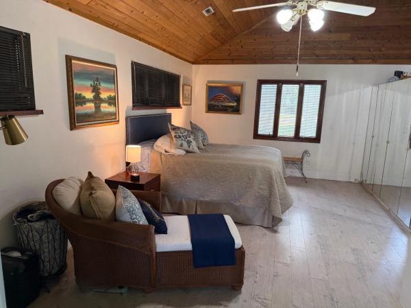 Indian River Estates, 709 Savannah St, Fort Pierce, Florida 34982, image 1