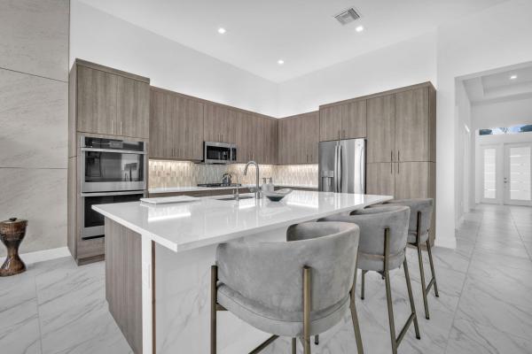 9651 Spruce Woods Dr, Boynton Beach, Florida 33473, image 2