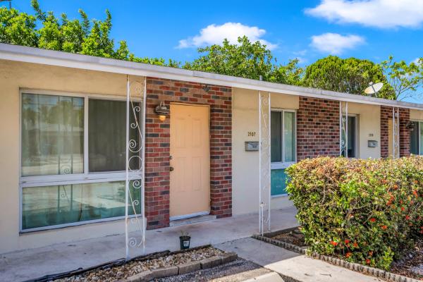 2107 NE 15th Ave #1-2, Wilton Manors, Florida 33305, image 1