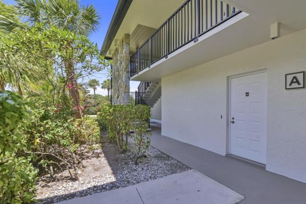 401 Greensward Ln #102A, Delray Beach, Florida 33445, image 1