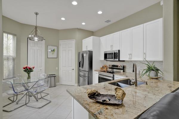 Admirals Cove, 824 Spinnaker Dr E, Hollywood, Florida 33019, image 2
