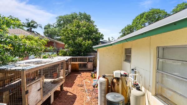 Lake Worth No HOA, 4453 Steven Rd, Lake Worth, Florida 33461, image 1