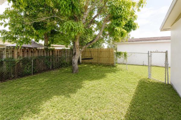 Sunrise Golf Village, 2440 NW 63rd Ter, Sunrise, Florida 33313, image 3