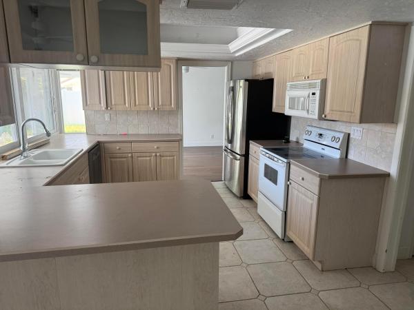 Lake Estates, 2800 NE 57th Ct, Fort Lauderdale, Florida 33308, image 3