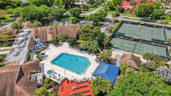 Banyan Springs Patio Villas, 10015 Hickorywood Pl, Boynton Beach, Florida 33437, image 2