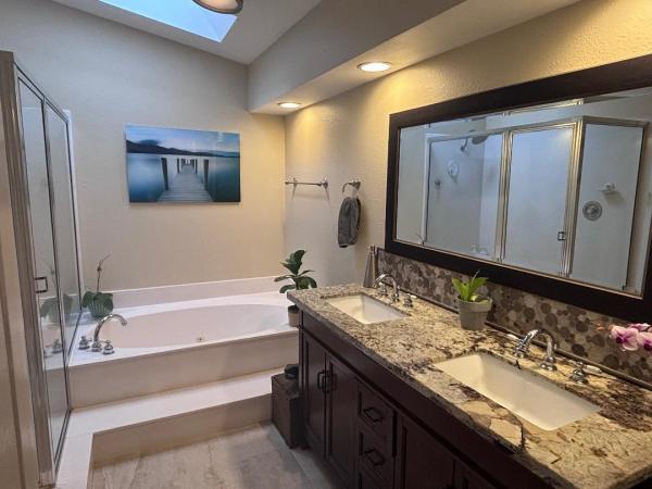 Villa D'Este, 49 Via Verona, Palm Beach Gardens, Florida 33418, image 2