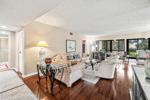 5687 Fairway Park Dr #204, Boynton Beach, Florida 33437, image 3
