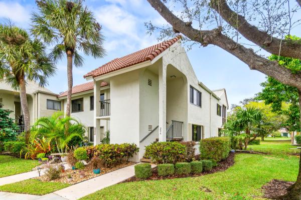 5687 Fairway Park Dr #204, Boynton Beach, Florida 33437, image 3