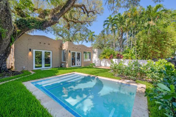 Colee Hammock, 1612 SE 2nd St, Fort Lauderdale, Florida 33301, image 2