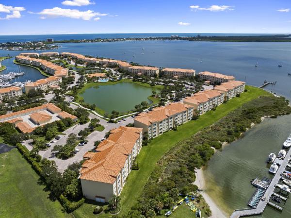 Harbour Isle West, 34 W Harbour Isle Dr #204, Fort Pierce, Florida 34949, image 3