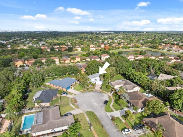 Wooded Acres, 5900 Flatrock Rd, West Palm Beach, Florida 33413, image 2