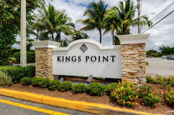 Burgundy At Kings Point, 199 Burgundy E, Delray Beach, Florida 33484, image 2
