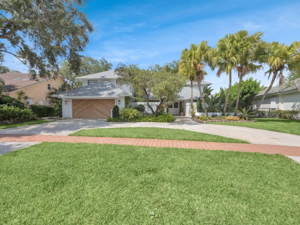 The Island Of Wellington, 12706 Headwater Cir, Wellington, Florida 33414, image 1