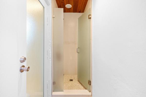 Coral Key Villas, 5041 NE 24th Ave, Lighthouse Point, Florida 33064, image 2