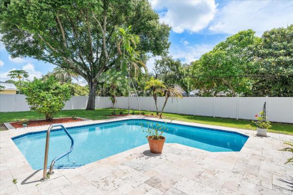 Plantation Gardens, 660 Azalea Ct, Plantation, Florida 33317, image 1