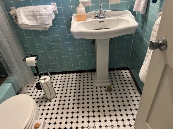 Pearl Estates, 3421 SW 15th St, Fort Lauderdale, Florida 33312, image 2