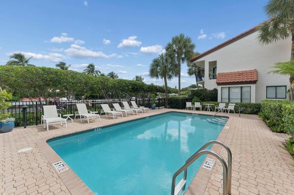 800 Andrews Ave #4, Delray Beach, Florida 33483, image 1