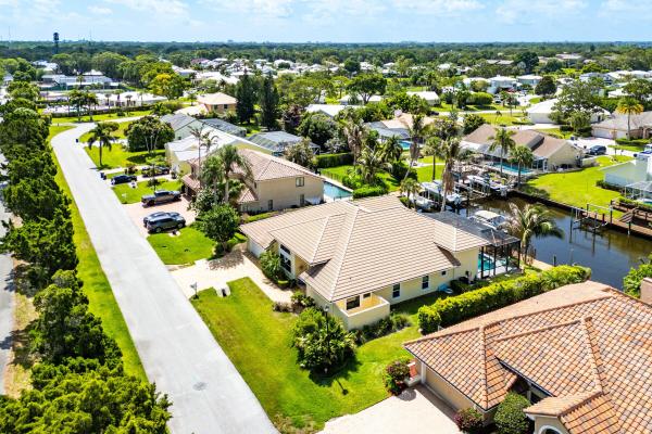 8926 SE North Passage Way, Jupiter, Florida 33469, image 2