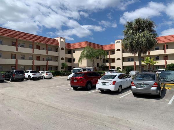 Sunrise Lakes 1, 8080 N Sunrise Lakes Dr #303, Sunrise, Florida 33322, image 1