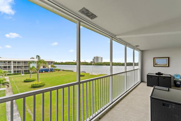 Waterway Beach, 100 Waterway Rd #E305, Tequesta, Florida 33469, image 1
