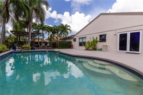 Flamingo Gardens Tamarind, 5231 SW 115th Ave, Cooper City, Florida 33330, image 1
