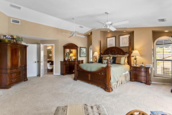 Jacaranda Country Club, 8540 N Lake Dasha Dr, Plantation, Florida 33324, image 2