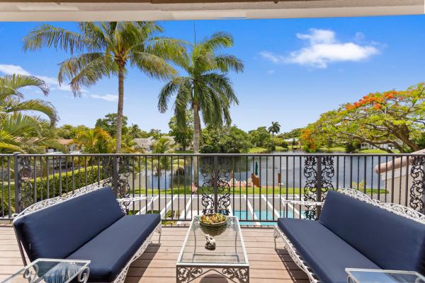 Jacaranda Country Club, 8540 N Lake Dasha Dr, Plantation, Florida 33324, image 1