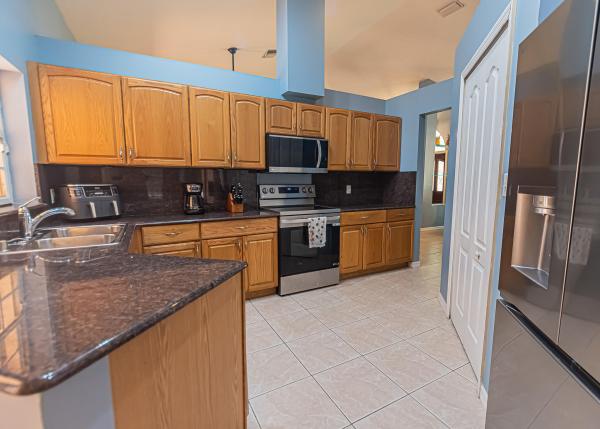 Country Club Estates Parc, 1193 SW Live Oak Cv, Port St. Lucie, Florida 34986, image 3