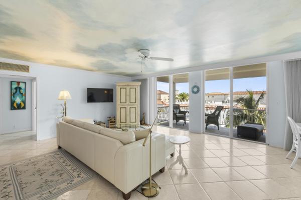 170 Chilean Ave #4D, Palm Beach, Florida 33480, image 3