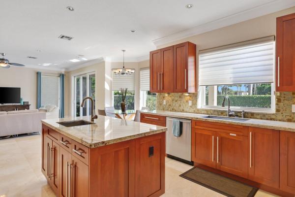 Saturnia, 19245 Skyridge Cir, Boca Raton, Florida 33498, image 1