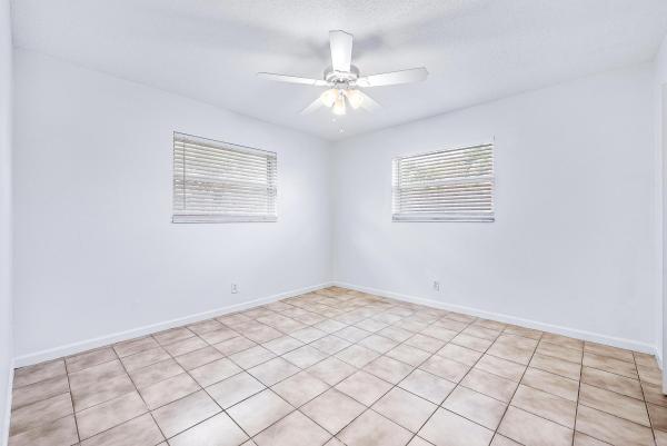 242 NE 12th St #1, Delray Beach, Florida 33444, image 2