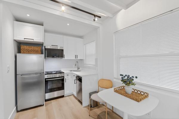 Northwood Harbor, 4811 N Flagler Dr #S, West Palm Beach, Florida 33407, image 2