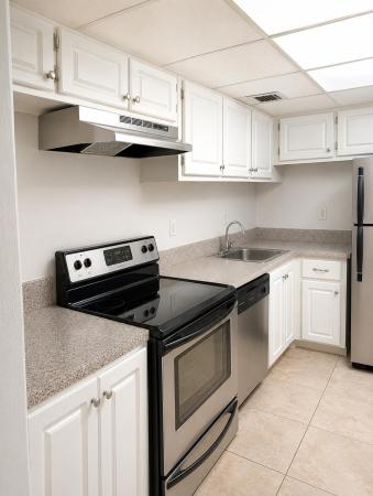 Bayview Palms, 1800 Sans Souci Blvd #424, North Miami, Florida 33181, image 3