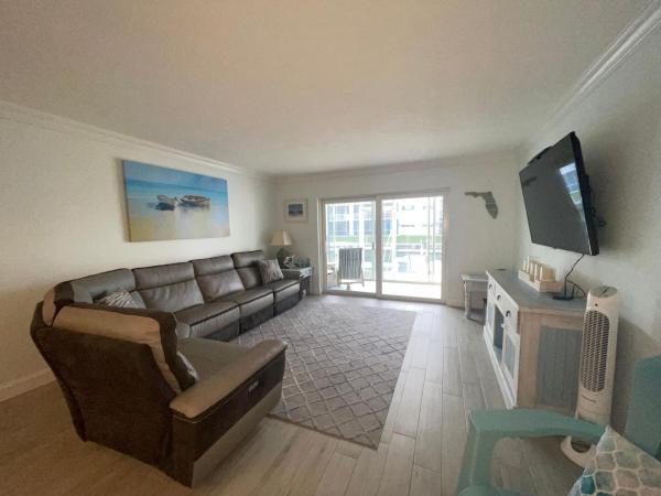 Windsor Park North, 121 Wettaw Ln #116, North Palm Beach, Florida 33408, image 2