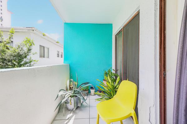Indian Creek Tower, 6941 Carlyle Ave #2E, Miami Beach, Florida 33141, image 2