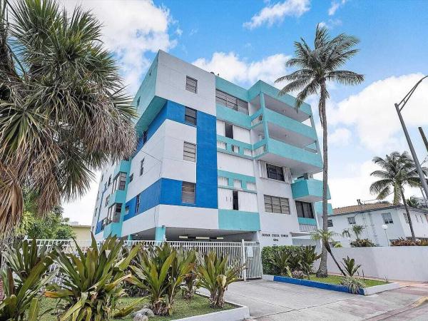 Indian Creek Tower, 6941 Carlyle Ave #2E, Miami Beach, Florida 33141, image 1