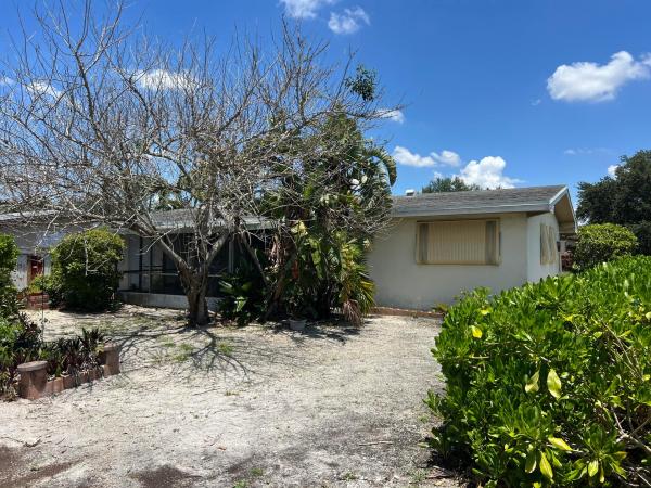 Boulevard Heights, 8540 NW 16th St, Pembroke Pines, Florida 33024, image 1