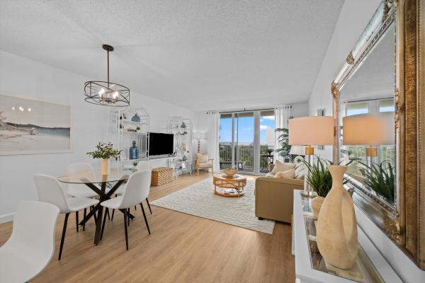 Le Chateau Royal, 3540 S Ocean Blvd #612, South Palm Beach, Florida 33480, image 3