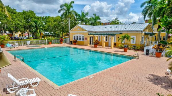 3304 Shoma Dr, West Palm Beach, Florida 33414, image 1