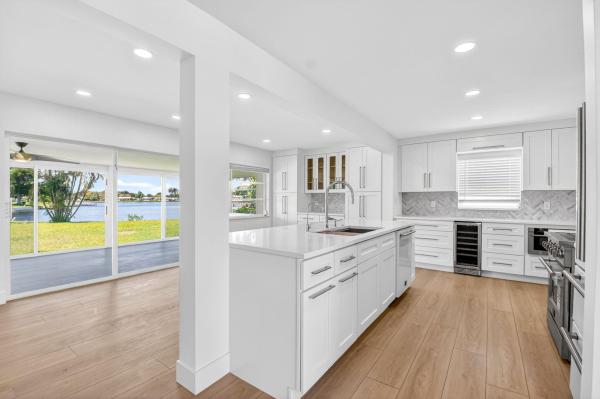 Palm Beach Leisureville, 1213 SW 20th Ave, Boynton Beach, Florida 33426, image 2