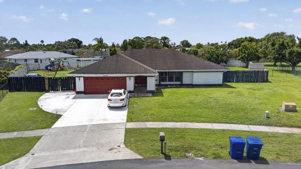La Mancha, 106 Segovia Ct, Royal Palm Beach, Florida 33411, image 1
