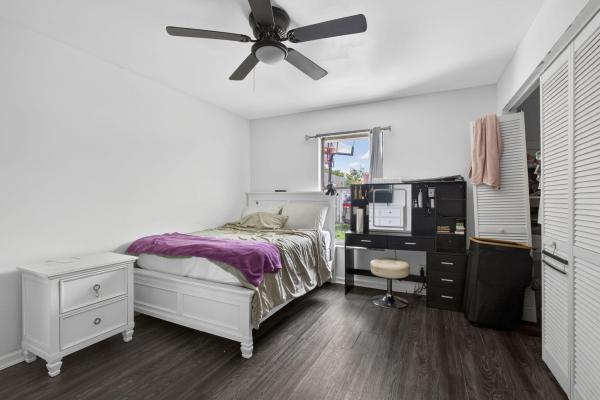 La Mancha, 106 Segovia Ct, Royal Palm Beach, Florida 33411, image 3