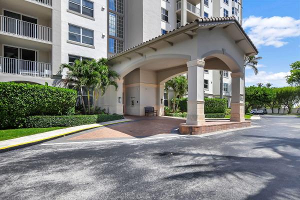 Highland Beach Club, 3594 S Ocean Blvd #302, Highland Beach, Florida 33487, image 1