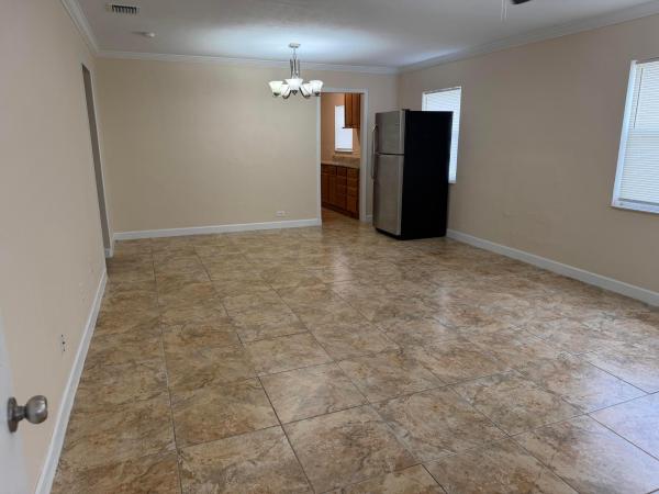Freshwater Avenue, 926 14th St, West Palm Beach, Florida 33401, image 2