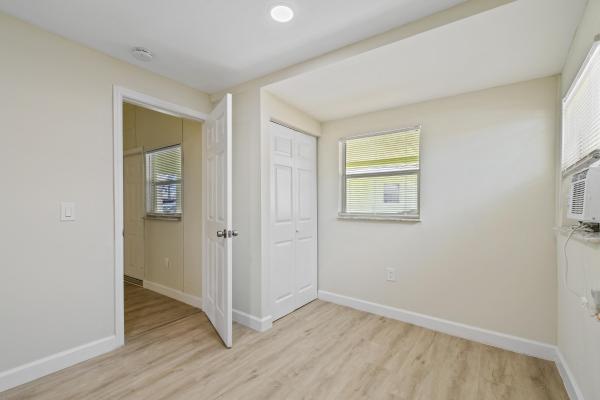 627 Bunker Rd, West Palm Beach, Florida 33405, image 3