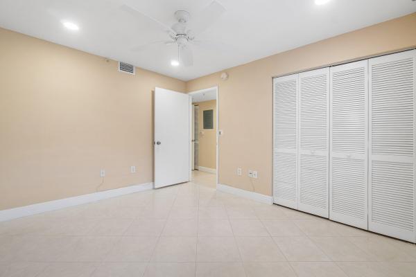 Huntington Pointe, 14096 Huntington Pointe Dr #106, Delray Beach, Florida 33484, image 2