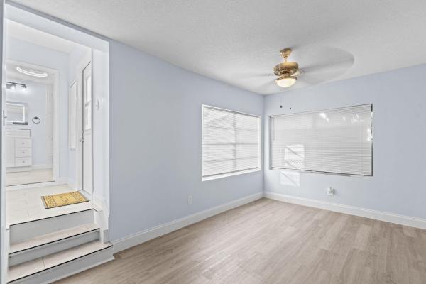139 Alma Ct, Fort Pierce, Florida 34950, image 2