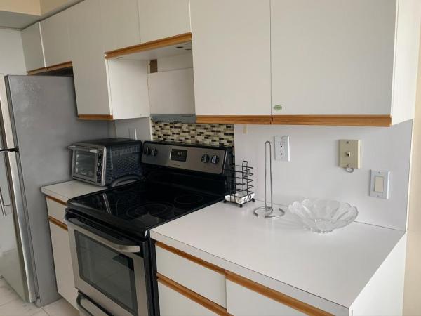 Mystic Pointe Tower 600, 3400 NE 192nd St #1708, Aventura, Florida 33180, image 2